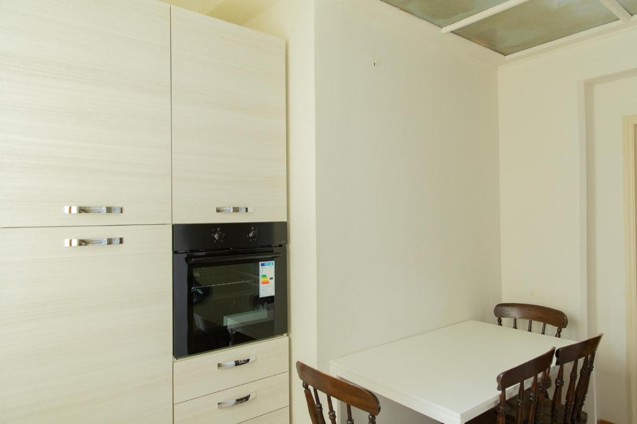 Strategic 2Br Apartment Florencie Exteriér fotografie